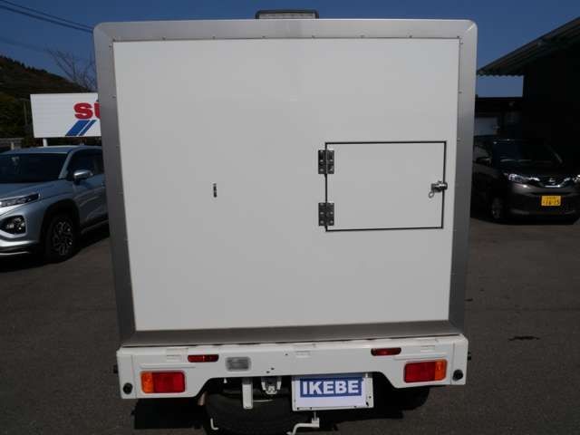 70f775fdbcaff737d37cd0fa57880133.jpg
