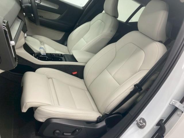 21676481_carP_l_4.jpg