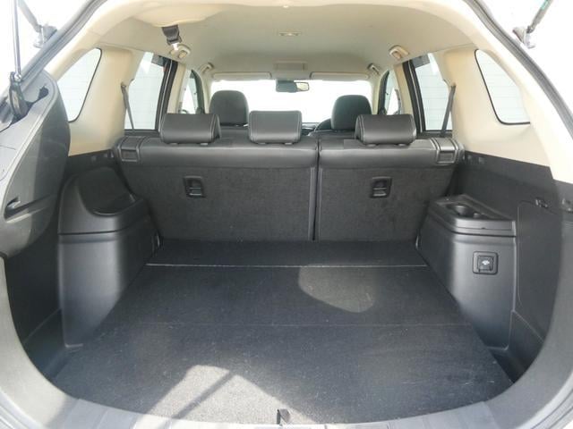 0540815A30251005W00215.jpg
