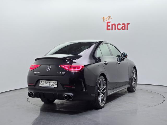 f79028de5f2fca69be9aa2bfd37d5fa9.jpeg