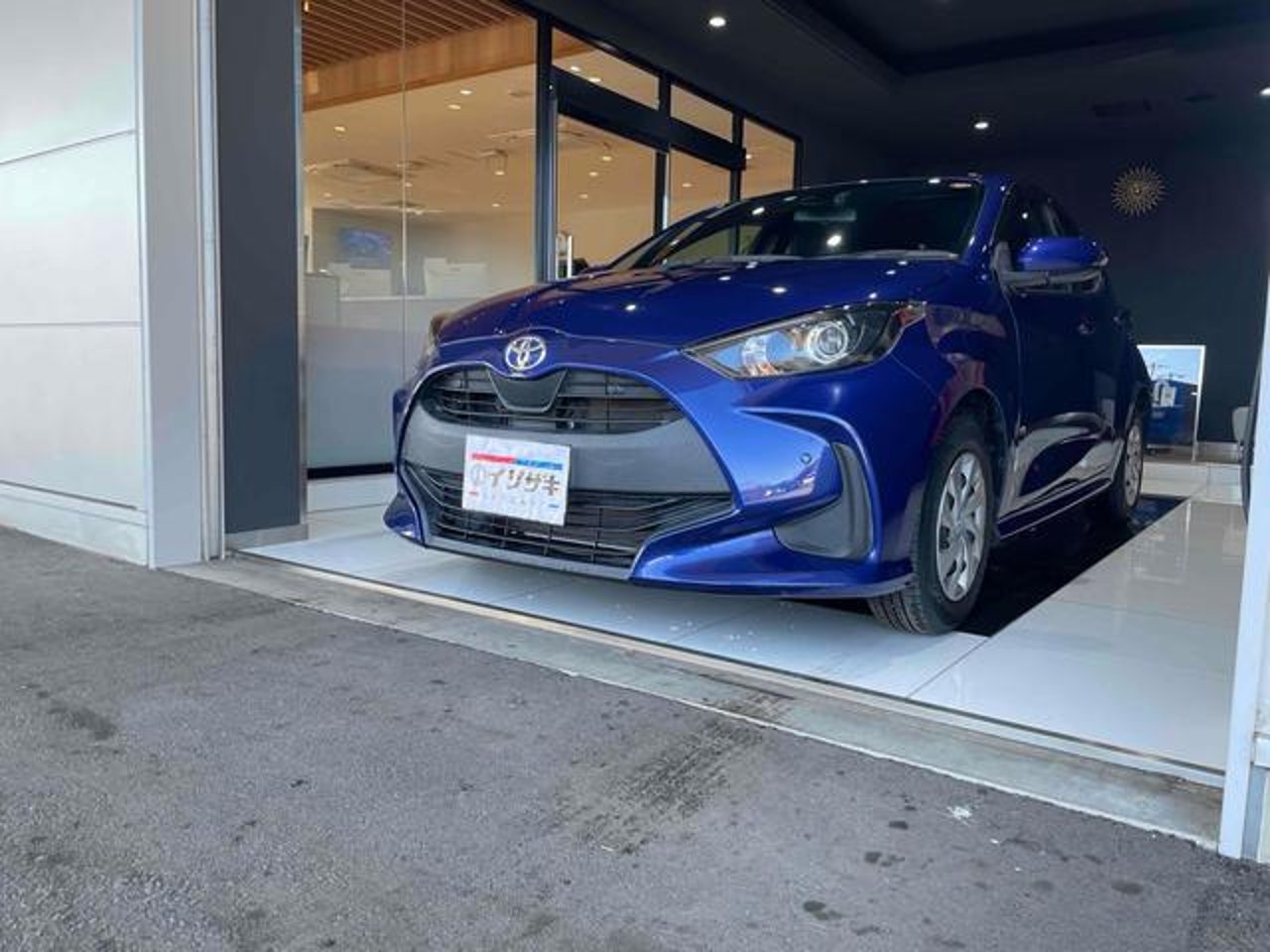 2020 Toyota Yaris, photo 1 of 1