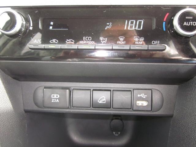 0300763A30240603W00117.jpg