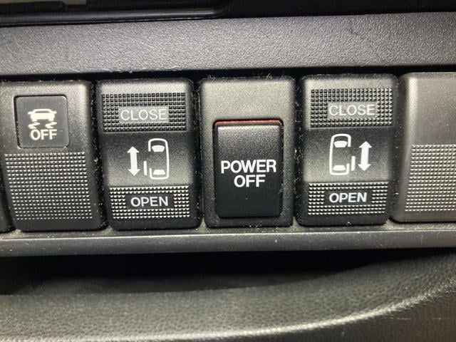 0220006A30251016W00210.jpg