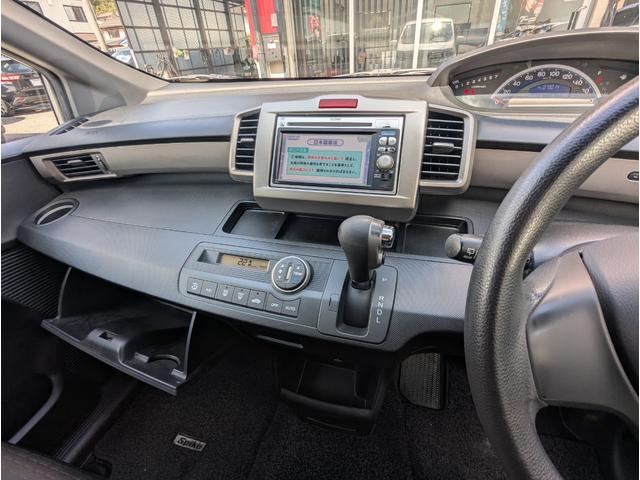 1001990A30260330W00102.jpg