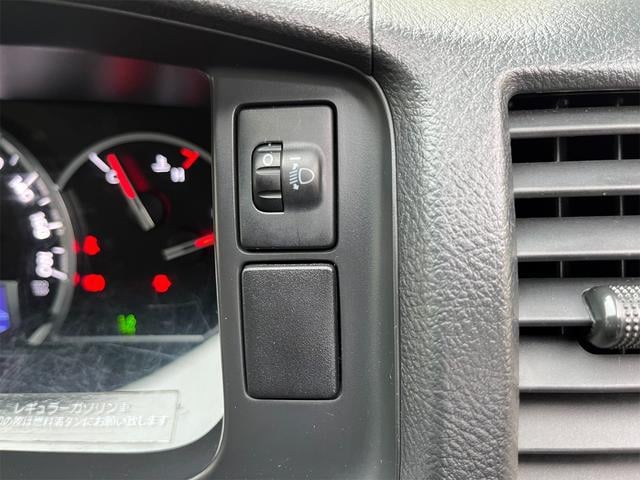 0500199A20251004W00314.jpg
