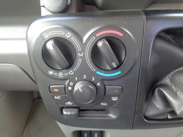 0707072A30251202W00218.jpg