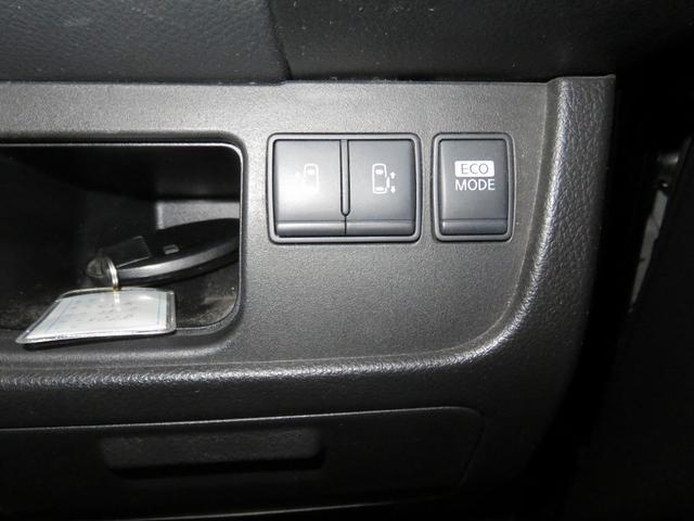 0404315A30241210W00107.jpg
