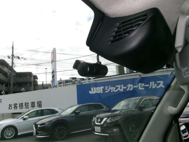 baa83ae07bd42ac7d9e919d21868386f.jpg