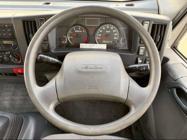e4cab03b8942239afa229b38e7981490.jpg