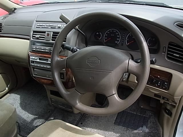 0400957A30260405W00206.jpg