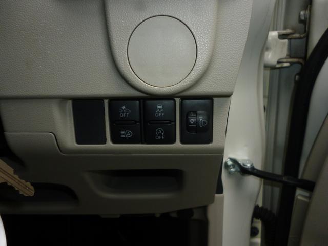 1000893A30260210W00117.jpg