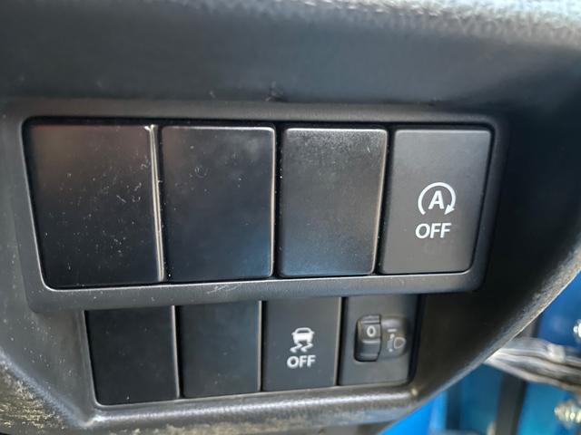 0404352A30250902W00104.jpg