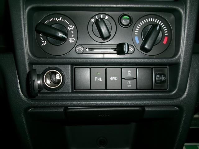 0902788A30250610W00119.jpg