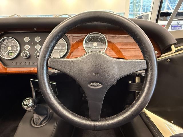 9510343A30260210W00115.jpg