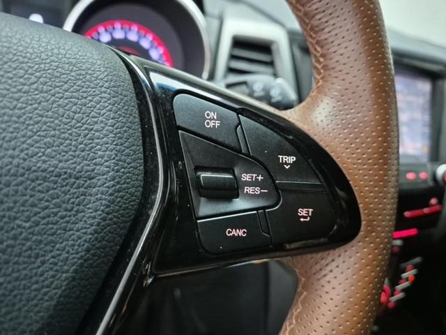 6011002330R15.jpg