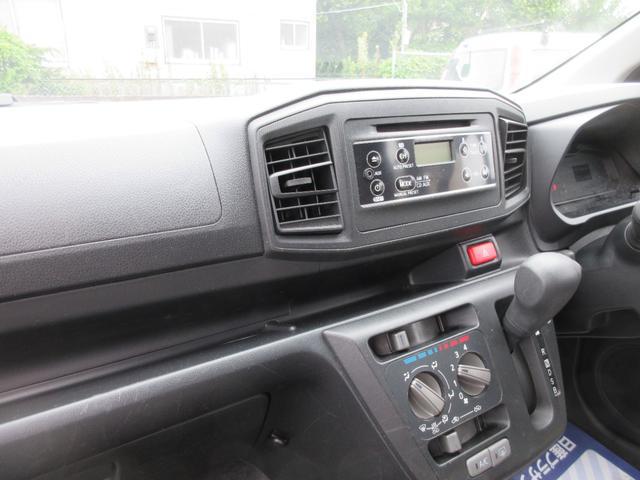 0507984A30250710W00313.jpg