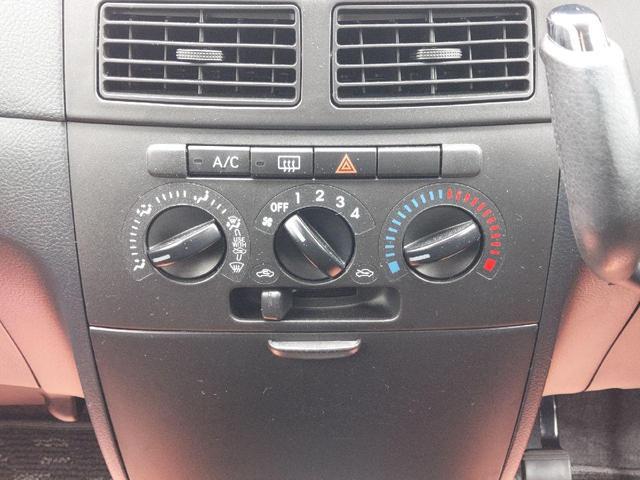 0801982A30220727W00707.jpg