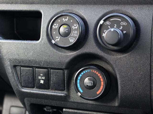 0300150A30250803W00208.jpg