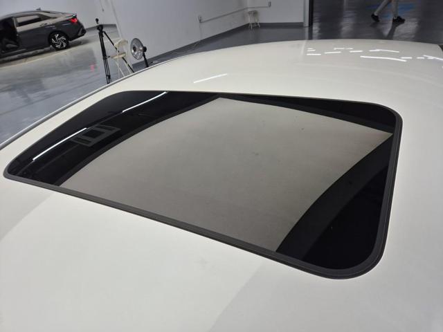 5121501572R13.jpg