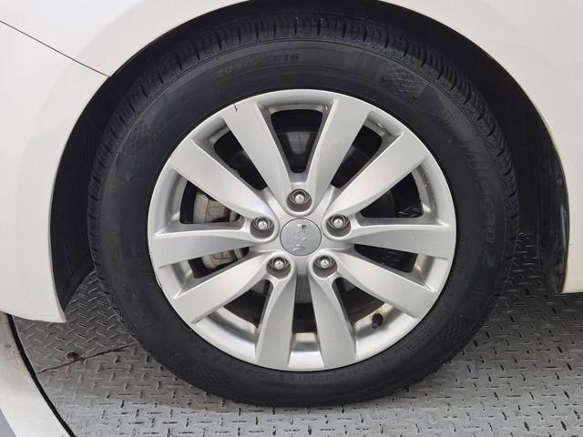 5121501572R19.jpg
