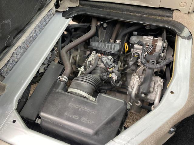 0208421A30250108W00104.jpg