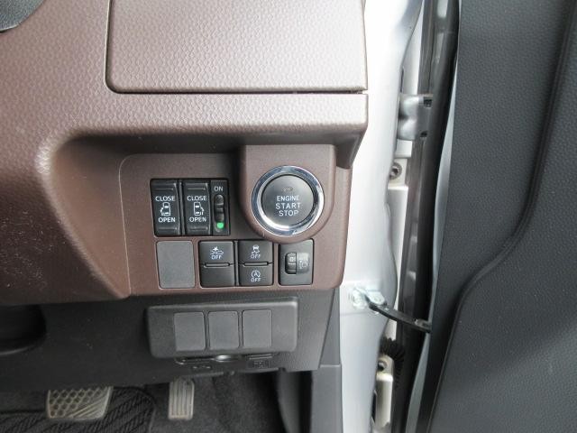 0700145A30260309W00215.jpg
