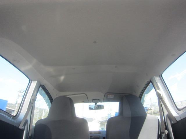 0704051A30260222W00112.jpg