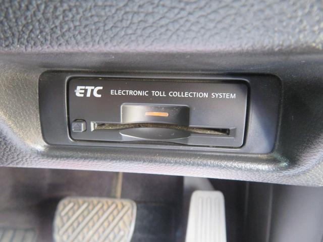 0500021A30260409W00115.jpg