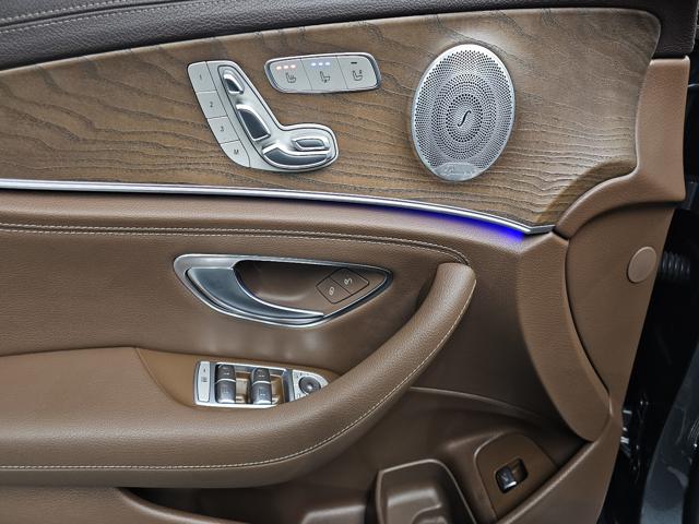 76ed9adae11a56b428d52c6b50c1aec8.jpeg