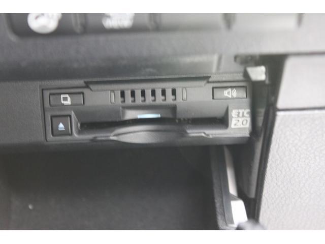 22713561_carP_l_17.jpg