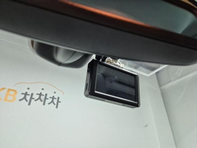 5111500245R17.jpg