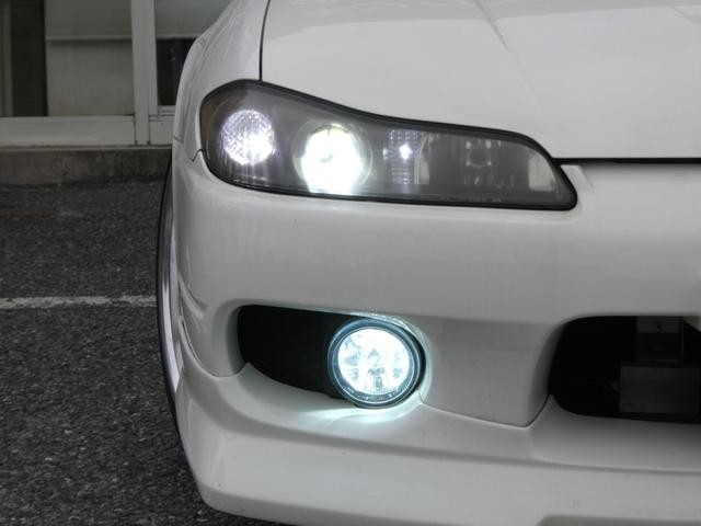 0560989A30260302W00215.jpg