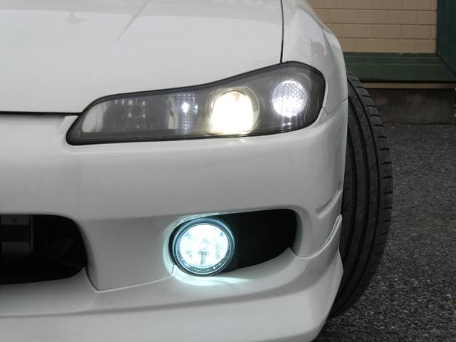 0560989A30260302W00216.jpg