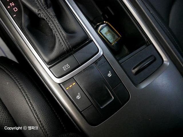 4031500670R16.jpg