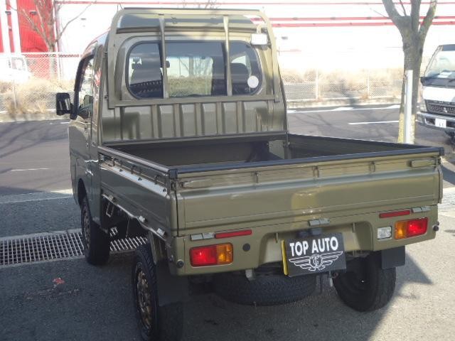 22003584_carP_l_2.jpg