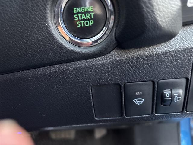 0902413A30251003W00104.jpg