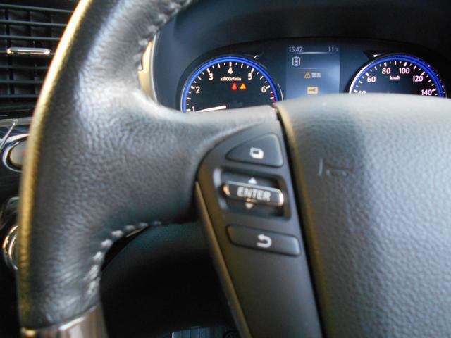 0550678A30251212W00115.jpg