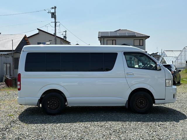 0904081A30250602W00208.jpg
