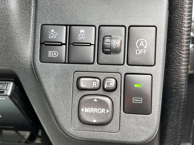 0500338A30250320W00315.jpg