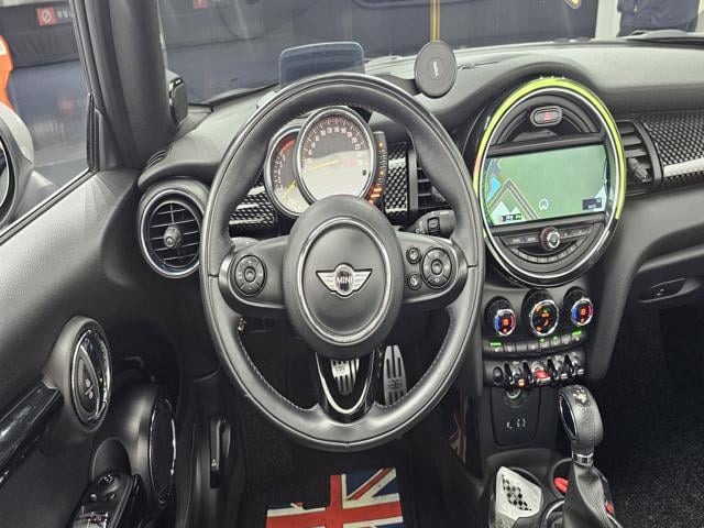 afc51717db6011e4247698aa6bf41e39.jpeg