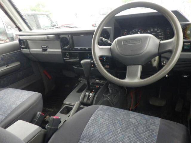 21741005_carP_l_15.jpg