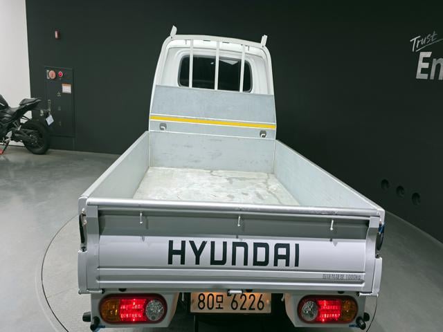 5d31ec2dc871053bba83651de691e3c8.jpeg