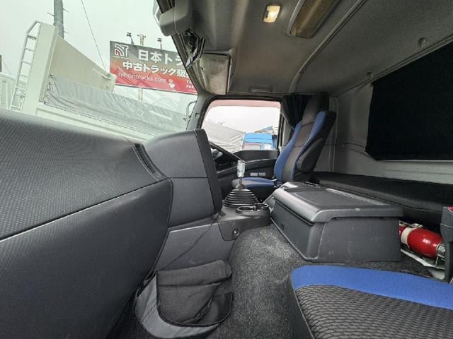 165d39a08cc060d87d86f92e5be616bb.jpg