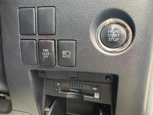 22562178_carP_l_9.jpg