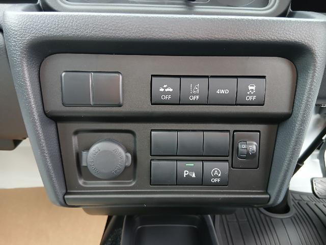 0902352A30260305W00207.jpg