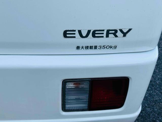 0404357A30251030W00106.jpg