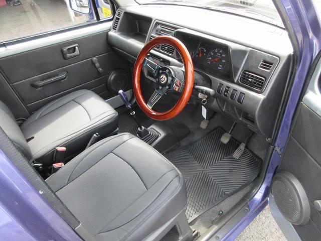 0202085A30250603W00115.jpg