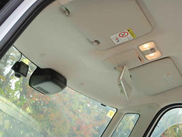 0802945A30251129W00113.jpg