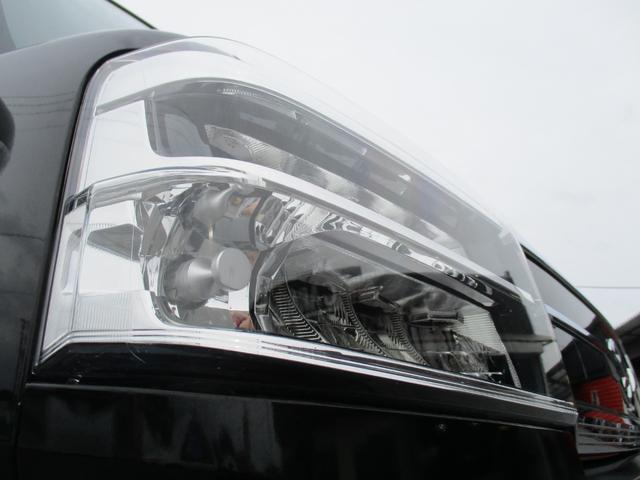 0402364A30260405W00211.jpg