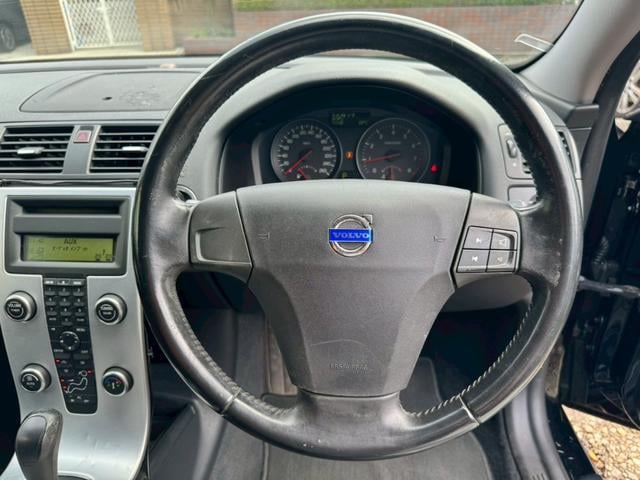 0510793A30250922W00115.jpg